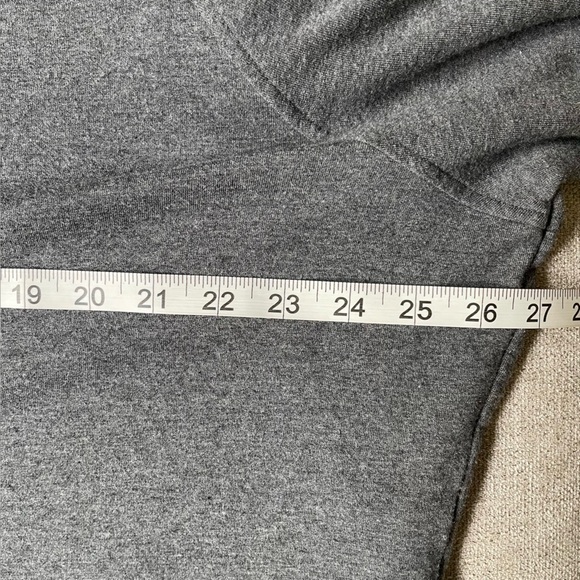 Cabi 3871 Cowl Snap Sleeve Convertible Charcoal Pullover Oversized Sweatshirt - Picture 9 of 12